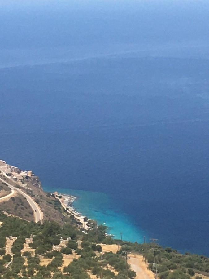Πύργος Παραδοσιακός Με Μαγευτική Θέα - Villa Traditional Tower With Amazing Sea View Areopoli Eksteriør billede