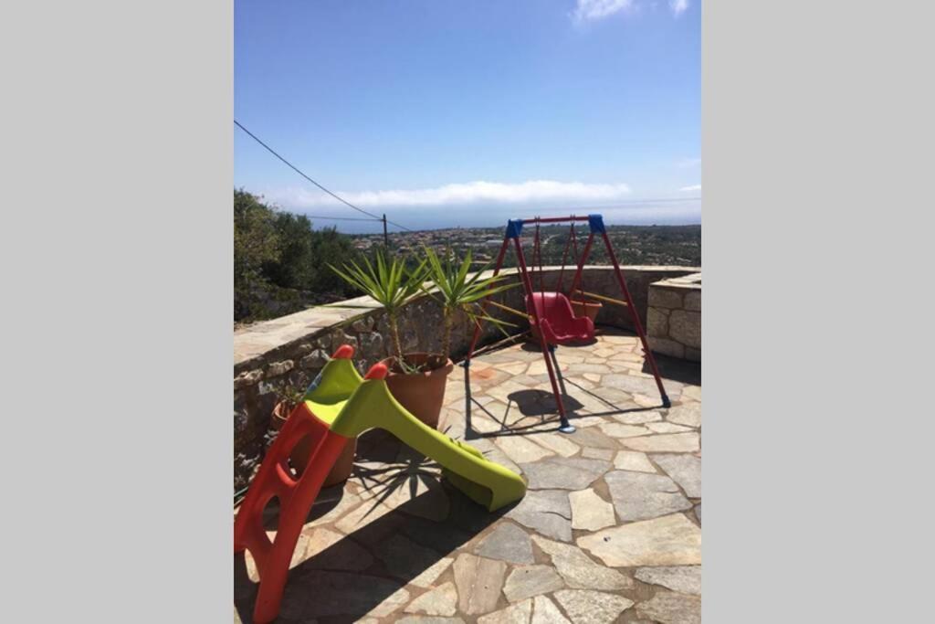 Πύργος Παραδοσιακός Με Μαγευτική Θέα - Villa Traditional Tower With Amazing Sea View Areopoli Eksteriør billede
