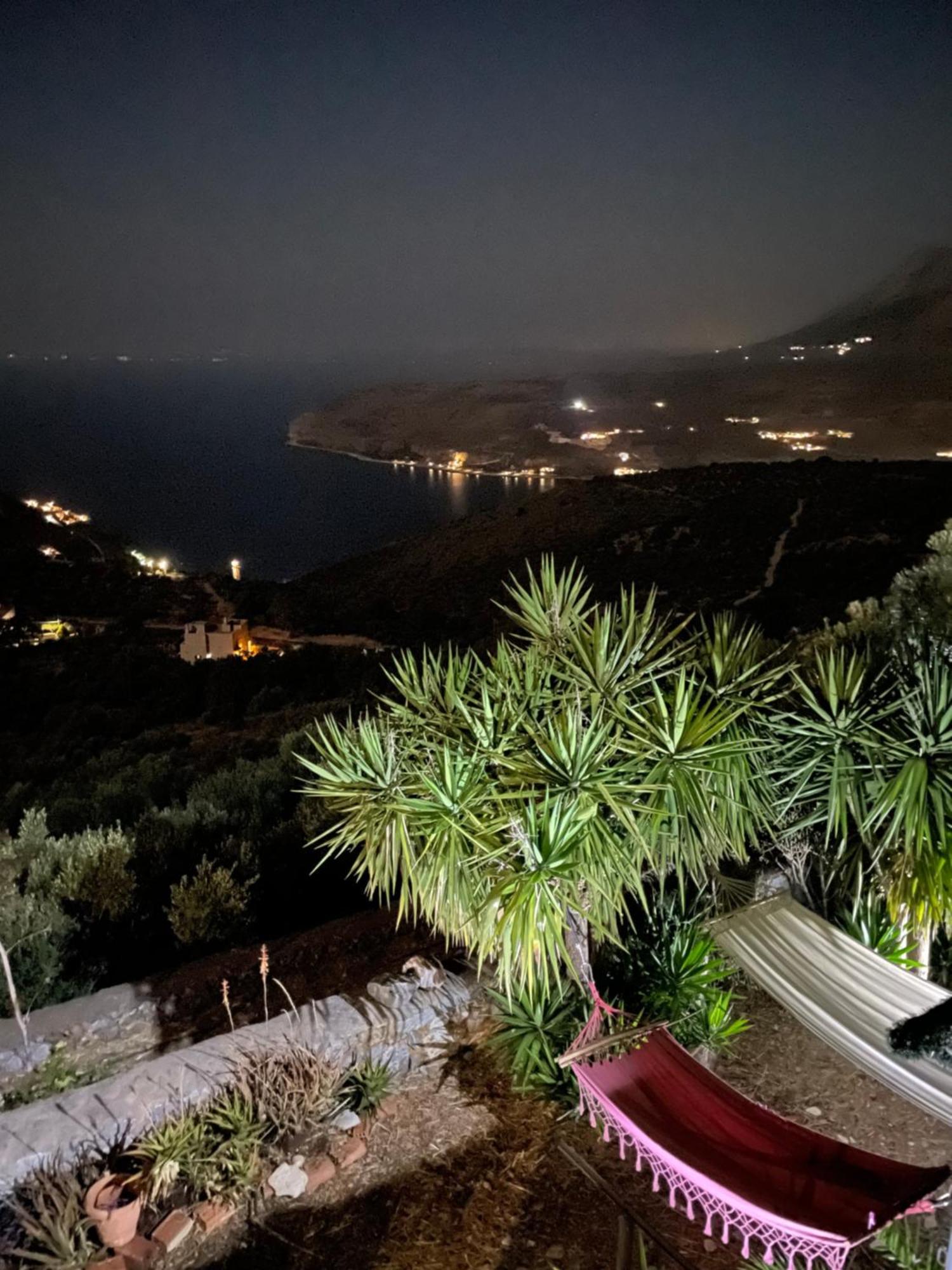 Πύργος Παραδοσιακός Με Μαγευτική Θέα - Villa Traditional Tower With Amazing Sea View Areopoli Eksteriør billede